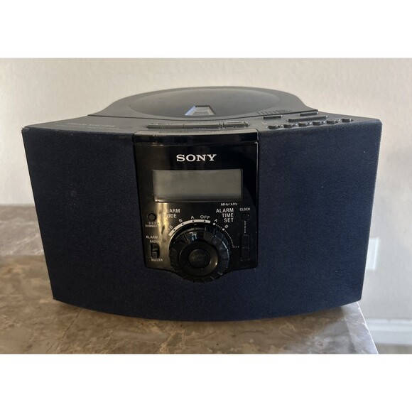 Sony Dream Machine ICF-CD823 CD Alarm Clock-AM/ FM-Corded-2010-Tested/Works
